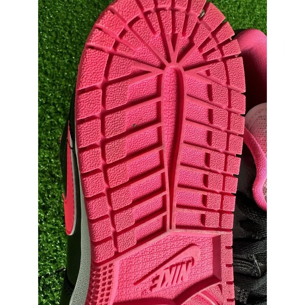 NIKE AIR JORDAN 1 LOW (GS) BLACK-HYPER PINK‎ SZ 4.5 [554723-061]